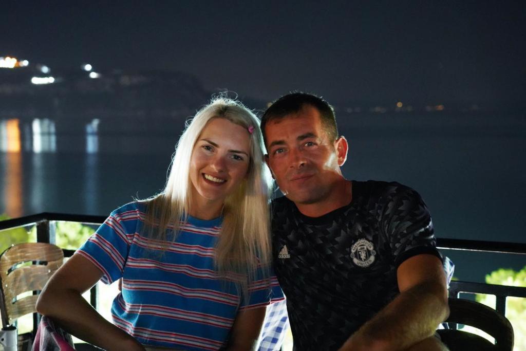 City Hostel Himarë Dış mekan fotoğraf