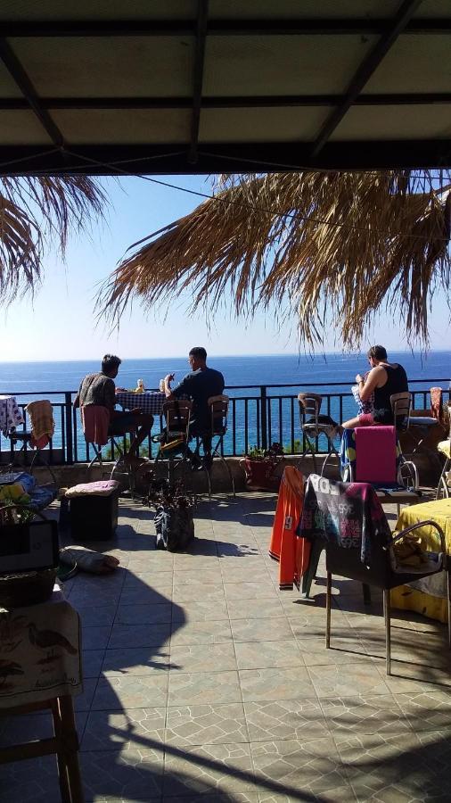 City Hostel Himarë Dış mekan fotoğraf